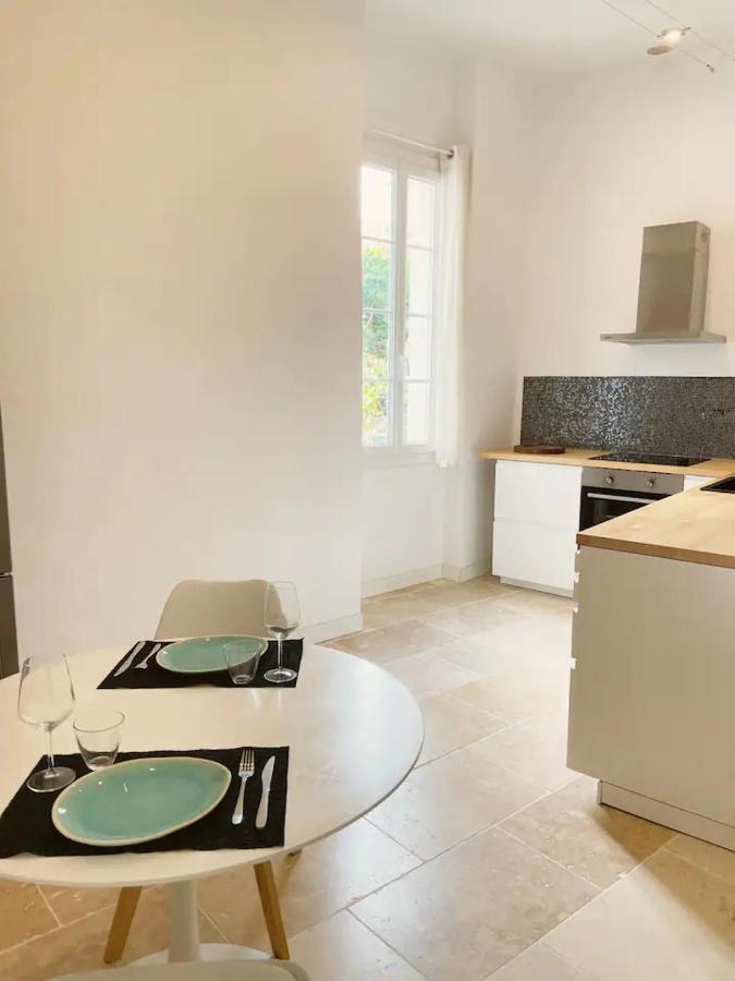 Nemausa Apartis Nîmes Exterior photo